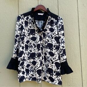 Tory Burch‎ Happy Times Ruffle Blouse Size S Navy Blue Flower/ white Silk BOHO